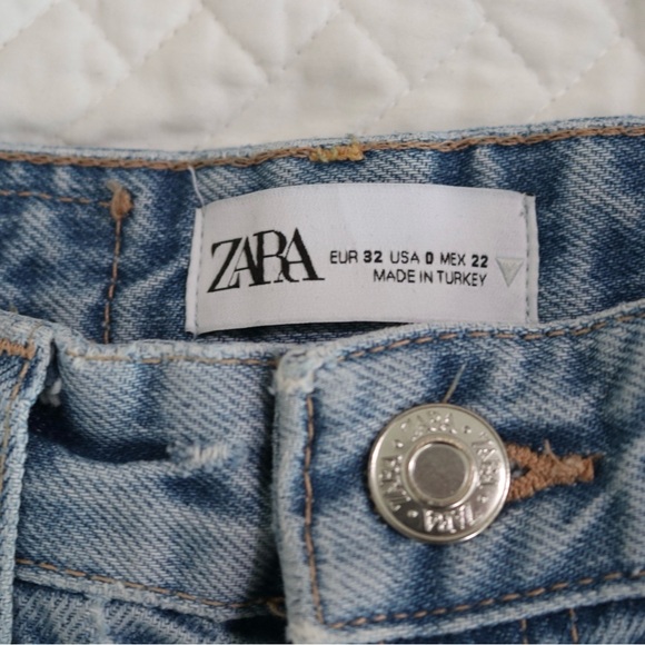 Zara Distressed Light Blue Boyfriend Jeans Sz 0 - Picture 5 of 5